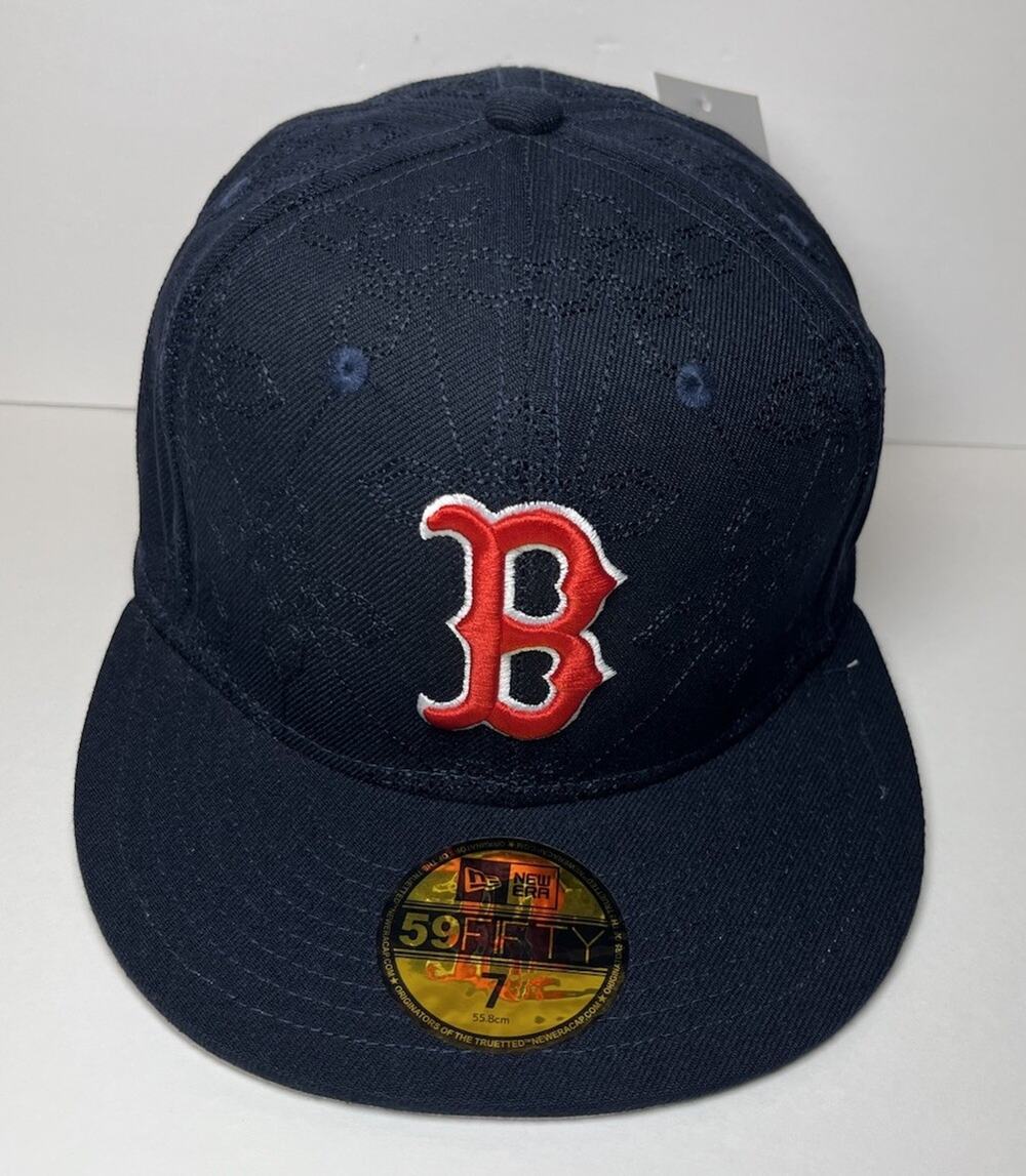 New Era 59FIFTY Boston Red Sox Fitted Hat Size 7 Black Paisley Cooperstown NWT